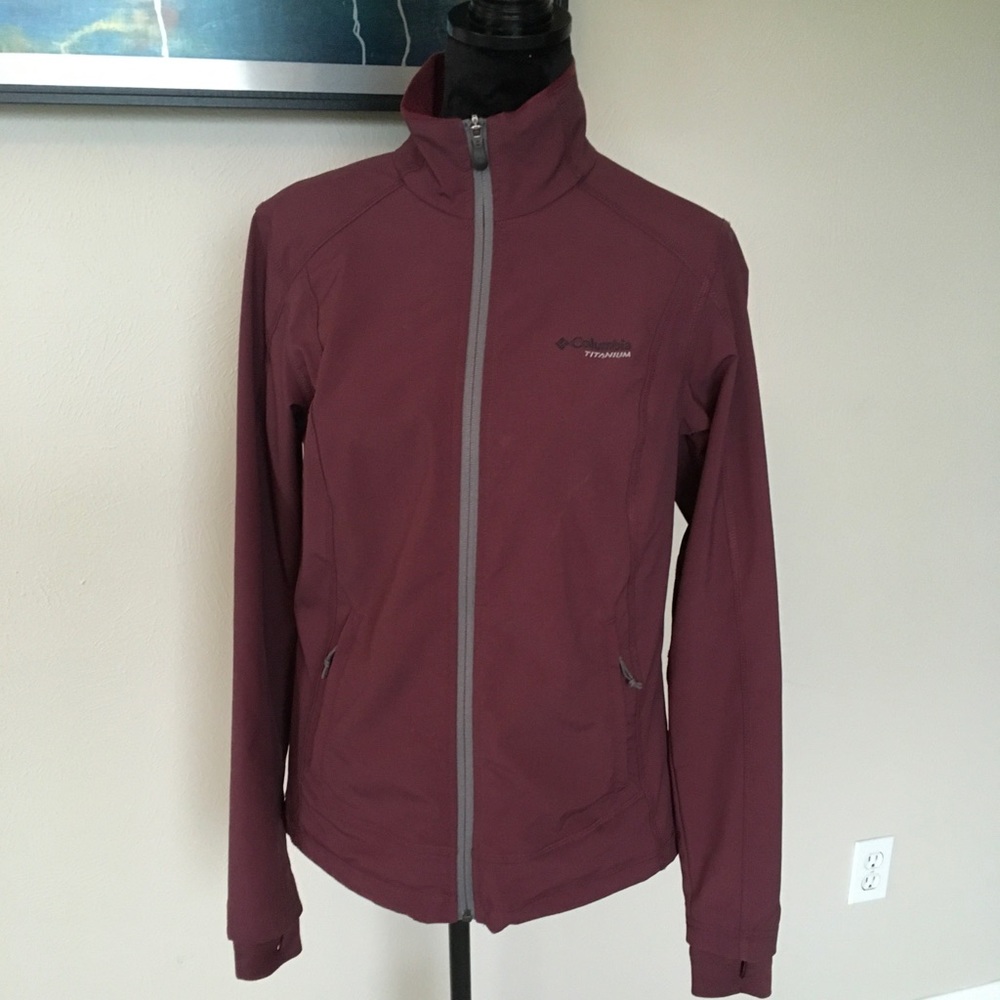 COLUMBIA SzM Women’s Omni-Shield Softshell Jacket